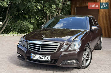 Седан Mercedes-Benz E-Class 2009 в 