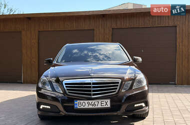 Седан Mercedes-Benz E-Class 2009 в 