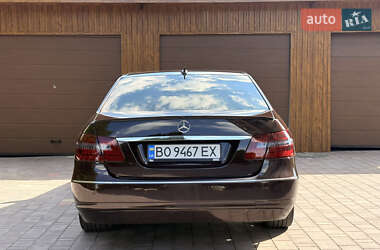 Седан Mercedes-Benz E-Class 2009 в 