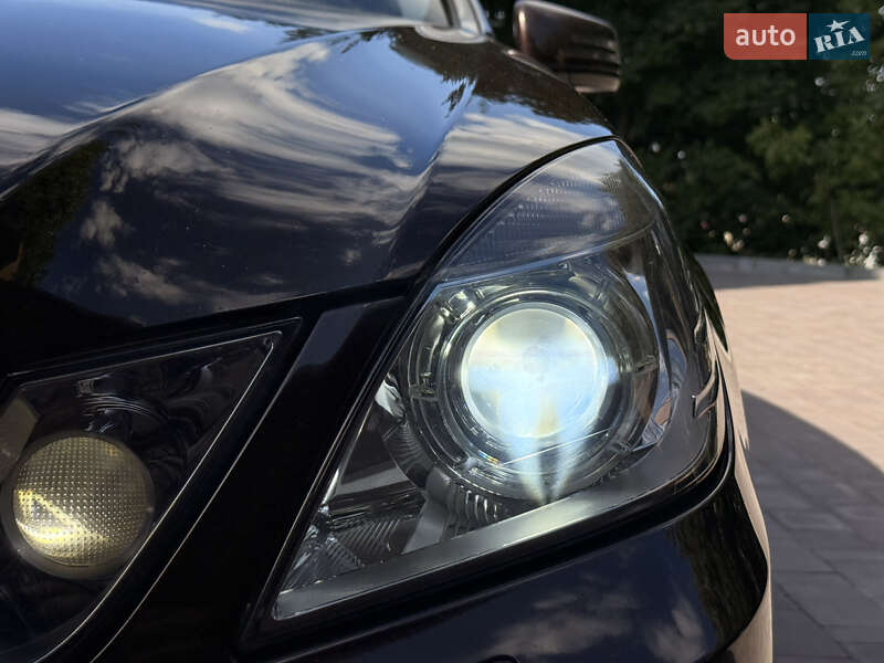 Седан Mercedes-Benz E-Class 2009 в Тернополе