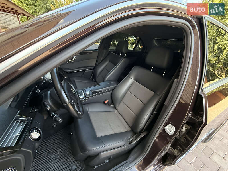 Седан Mercedes-Benz E-Class 2009 в Тернополе