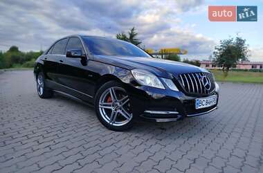 Седан Mercedes-Benz E-Class 2011 в Бродах
