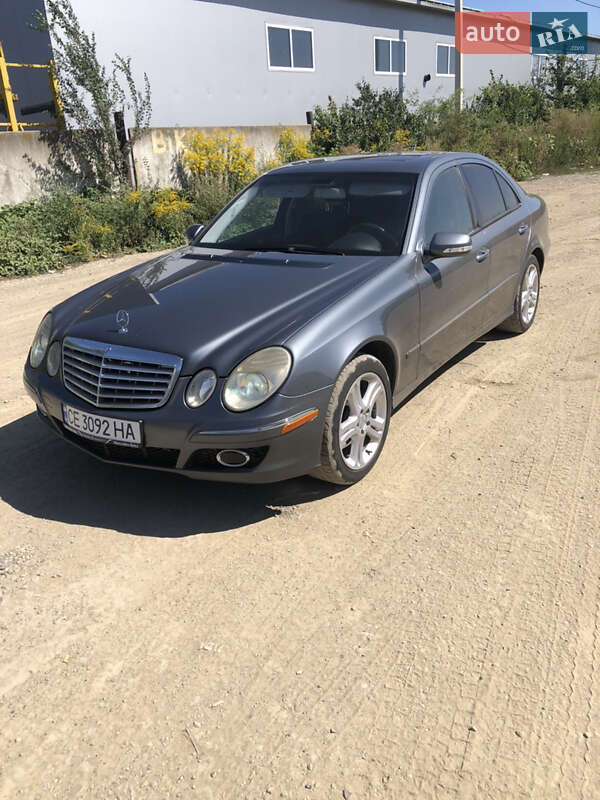 Седан Mercedes-Benz E-Class 2006 в Чернівцях