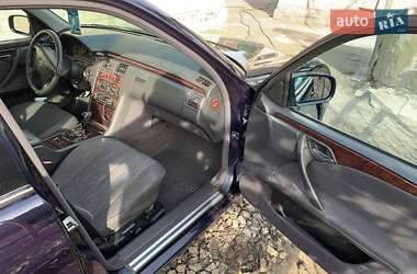 Седан Mercedes-Benz E-Class 2001 в 