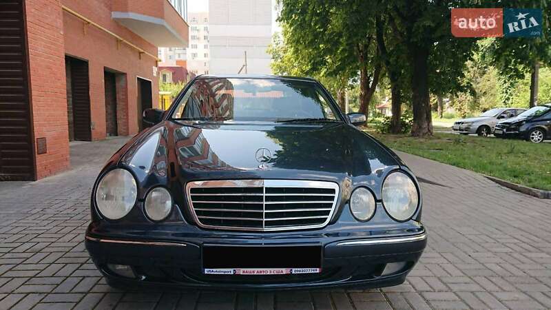 Mercedes-Benz E-Class 2000