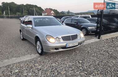 Седан Mercedes-Benz E-Class 2002 в 