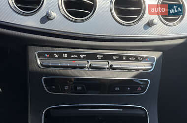 Седан Mercedes-Benz E-Class 2021 в 