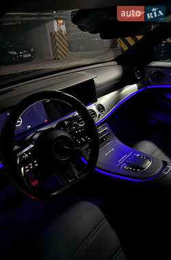 Седан Mercedes-Benz E-Class 2021 в 