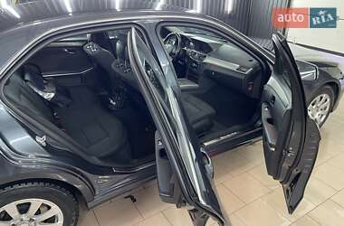 Седан Mercedes-Benz E-Class 2012 в 