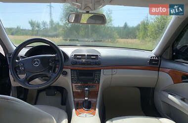 Седан Mercedes-Benz E-Class 2007 в 