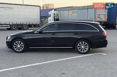 Універсал Mercedes-Benz E-Class 2017 в 