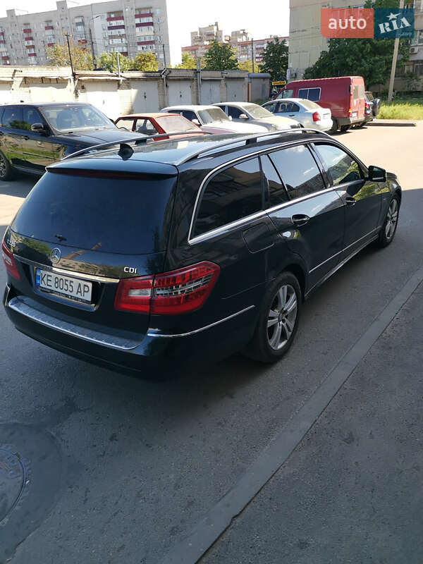 Универсал Mercedes-Benz E-Class 2011 в Днепре фото 3 Универсал Mercedes-Benz E-Class 2011 в Днепре