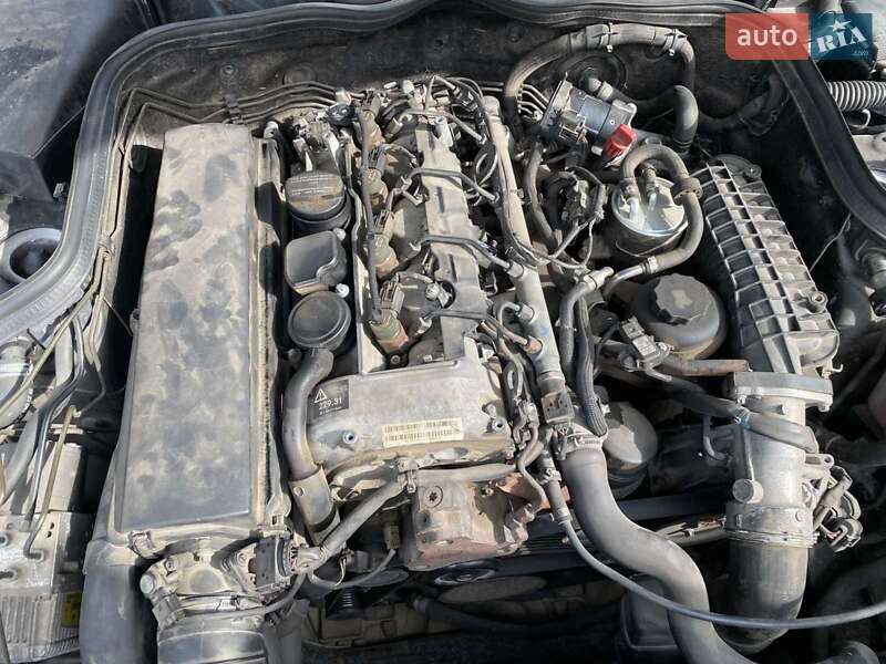 Седан Mercedes-Benz E-Class 2003 в Ивано-Франковске