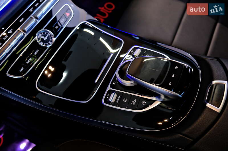 Седан Mercedes-Benz E-Class 2017 в Одессе фото 35 Седан Mercedes-Benz E-Class 2017 в Одессе