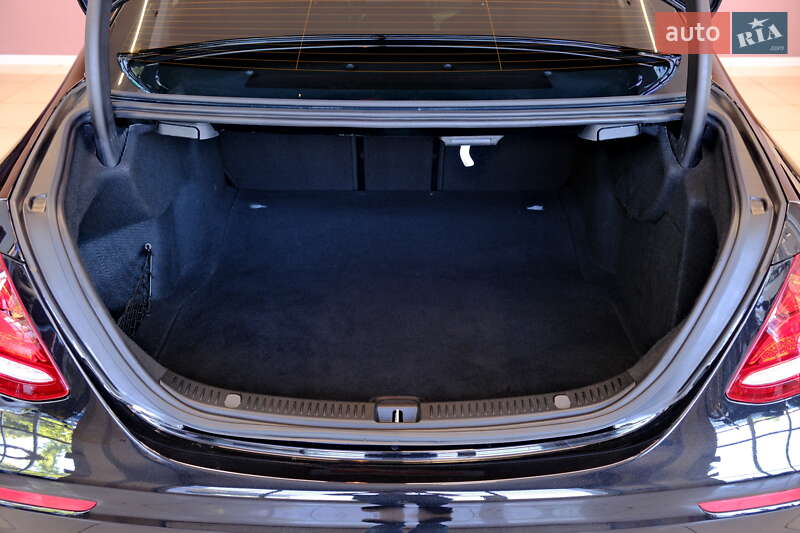 Седан Mercedes-Benz E-Class 2017 в Одессе фото 69 Седан Mercedes-Benz E-Class 2017 в Одессе