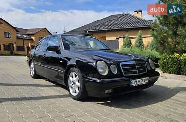 Седан Mercedes-Benz E-Class 1996 в Измаиле