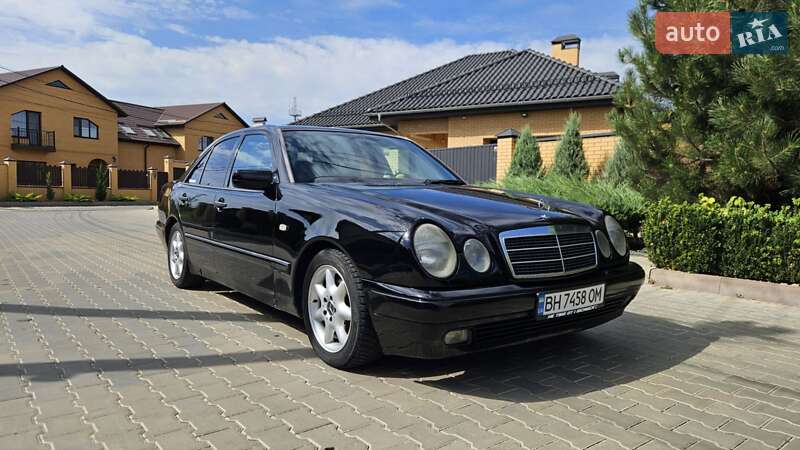 Mercedes-Benz E-Class 1996 Mercedes-Benz E-Class 1996