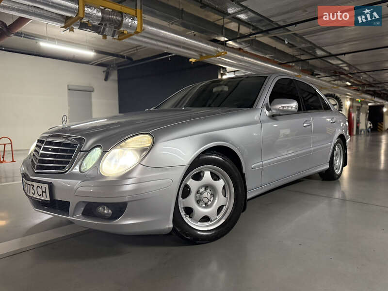 Седан Mercedes-Benz E-Class 2006 в 
