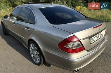 Седан Mercedes-Benz E-Class 2007 в 