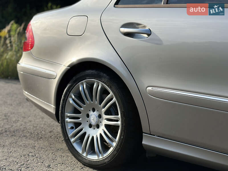 Седан Mercedes-Benz E-Class 2007 в Трускавці
