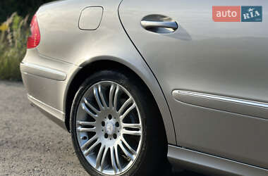 Седан Mercedes-Benz E-Class 2007 в 