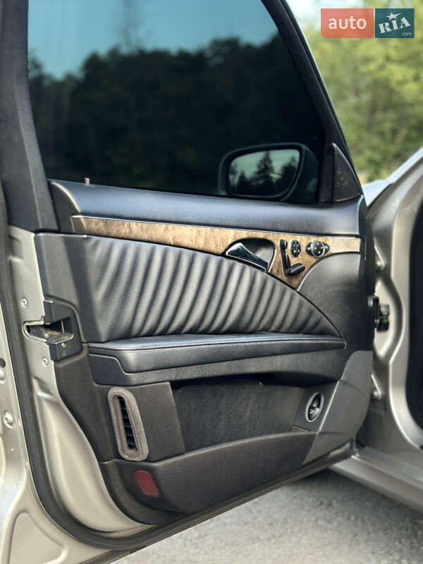 Седан Mercedes-Benz E-Class 2007 в Трускавці