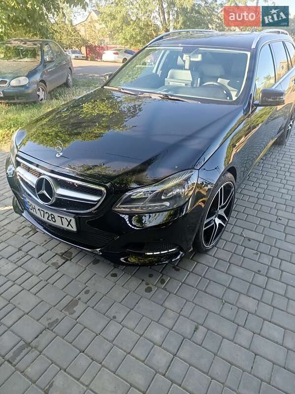 Універсал Mercedes-Benz E-Class 2014 в 