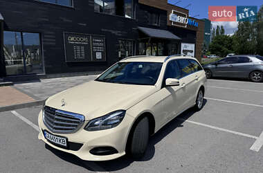 Універсал Mercedes-Benz E-Class 2015 в  фото 5 Універсал Mercedes-Benz E-Class 2015 в