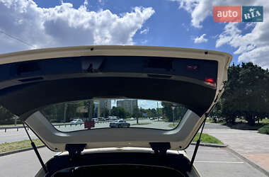 Універсал Mercedes-Benz E-Class 2015 в  фото 16 Універсал Mercedes-Benz E-Class 2015 в