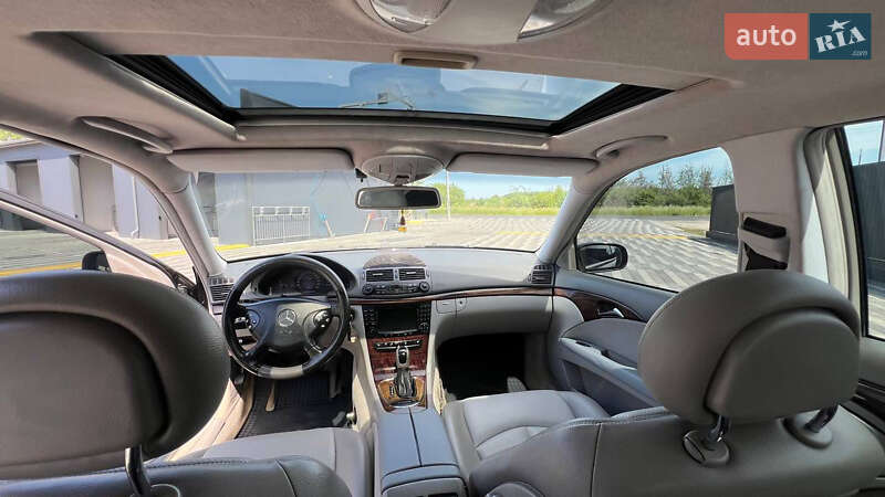 Седан Mercedes-Benz E-Class 2003 в Конотопі