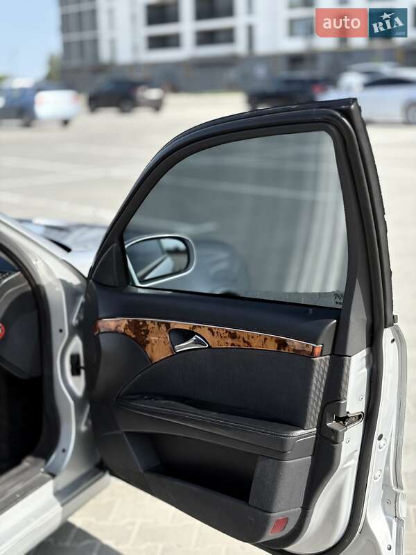 Седан Mercedes-Benz E-Class 2003 в Черкасах