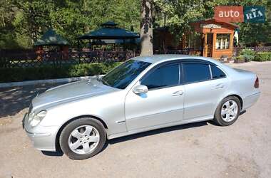Седан Mercedes-Benz E-Class 2004 в 