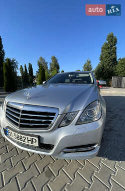 Седан Mercedes-Benz E-Class 2012 в 