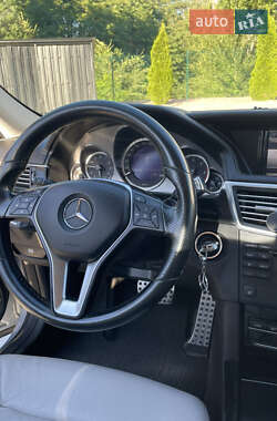 Седан Mercedes-Benz E-Class 2012 в 