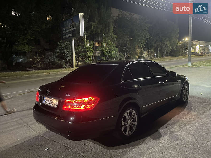 Седан Mercedes-Benz E-Class 2009 в Вінниці