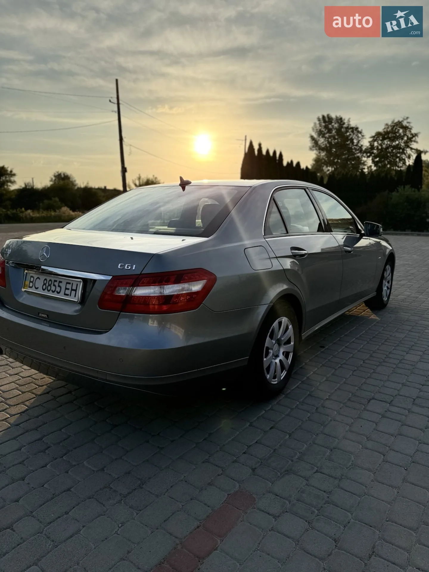 2010 Mercedes-Benz E-klasse - мініатюра 8