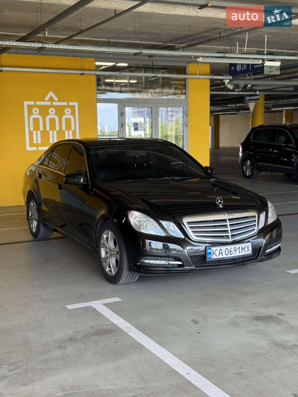 Седан Mercedes-Benz E-Class 2012 в Киеве фото 18 Седан Mercedes-Benz E-Class 2012 в Киеве