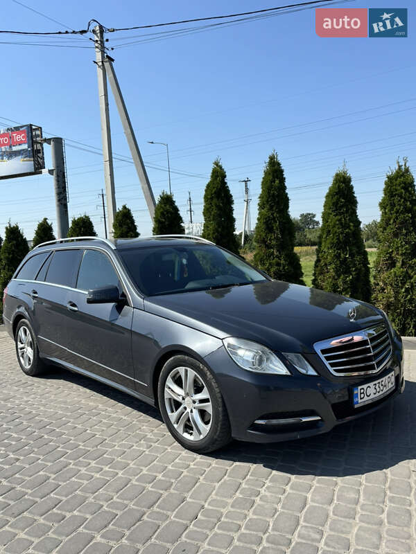Mercedes-Benz E-Class 2012