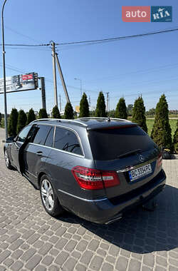 Универсал Mercedes-Benz E-Class 2012 в 