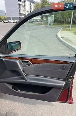 Седан Mercedes-Benz E-Class 1999 в 