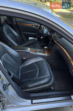 Седан Mercedes-Benz E-Class 2003 в 