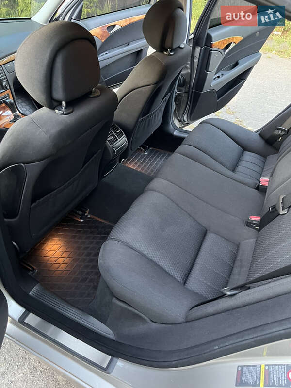 Седан Mercedes-Benz E-Class 2008 в Киеве