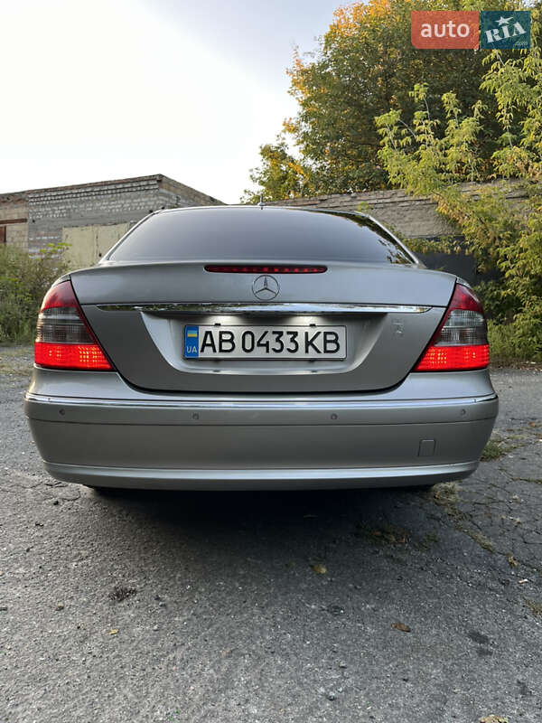 Седан Mercedes-Benz E-Class 2008 в Киеве