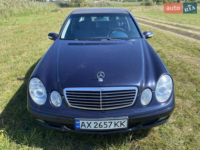 Седан Mercedes-Benz E-Class 2003 в Змиеве фото 2 Седан Mercedes-Benz E-Class 2003 в Змиеве