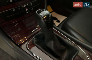 Седан Mercedes-Benz E-Class 2002 в 