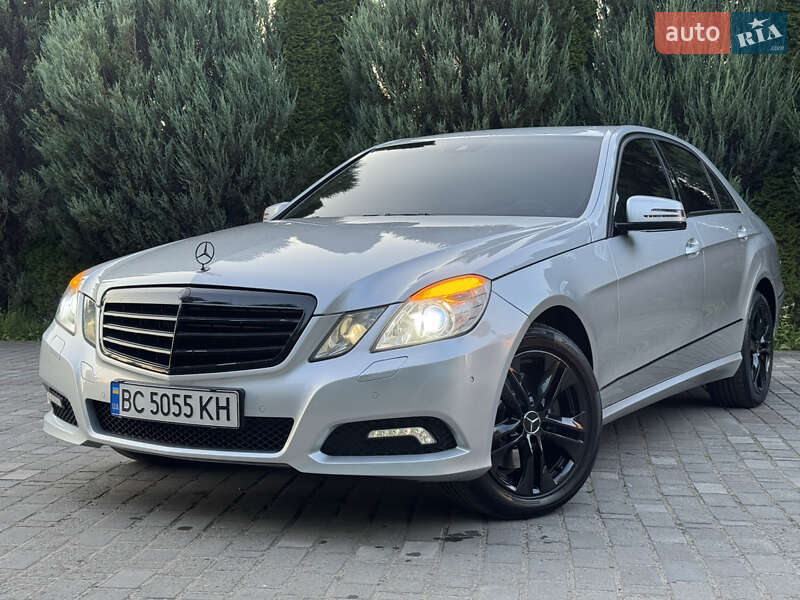 Седан Mercedes-Benz E-Class 2010 в Самборе