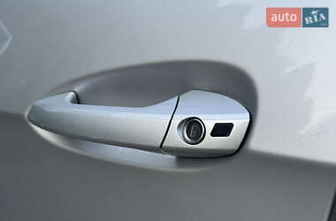 Седан Mercedes-Benz E-Class 2010 в 