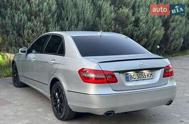 Седан Mercedes-Benz E-Class 2010 в 