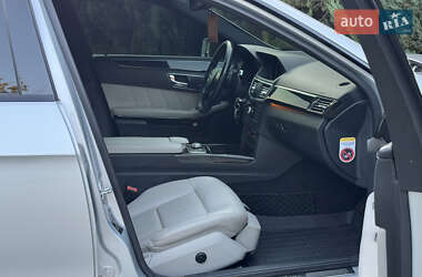 Седан Mercedes-Benz E-Class 2010 в 