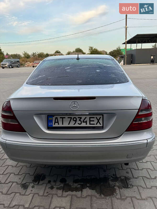 Седан Mercedes-Benz E-Class 2002 в Калуше